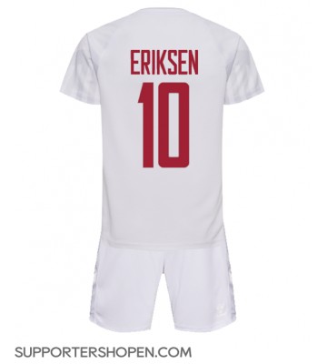 Danmark Christian Eriksen #10 Bortatröja Barn VM 2022 Kortärmad (+ korta byxor)